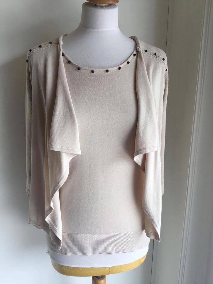 Marie Mero beige twinset maat 38, Kleding | Dames, Truien en Vesten, Zo goed als nieuw, Maat 38/40 (M), Beige, Ophalen of Verzenden