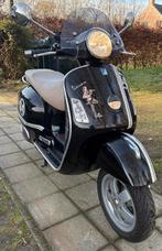 Vespa GTS 125 zwart 2009, Motoren, Scooter, Particulier, 125 cc, 11 kW of minder