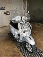 Vespa Primavera a-klasse, Fietsen en Brommers, Ophalen, Zo goed als nieuw, Benzine, Vespa