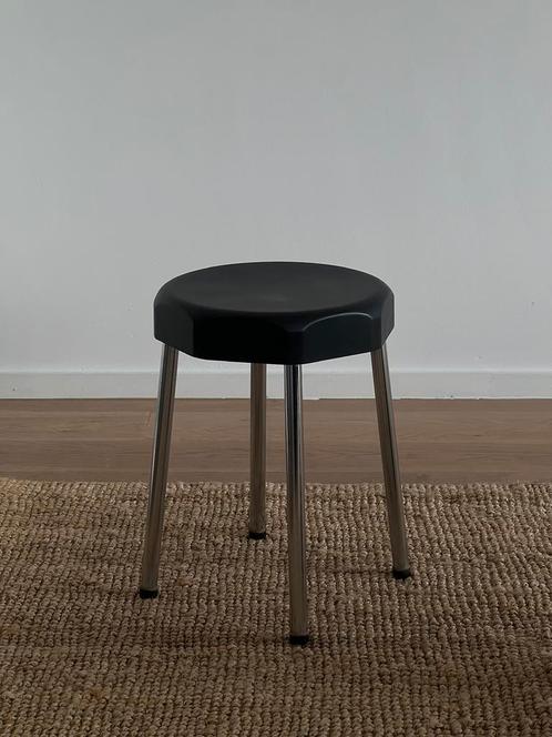 Vintage bauhaus chroom krukje, Huis en Inrichting, Krukjes, Zo goed als nieuw, Ophalen