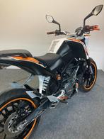 KTM DUKE 125 année 2014 ref. LS 2768, Motos, 1 cylindre, Naked bike, 125 cm³, Jusqu'à 11 kW