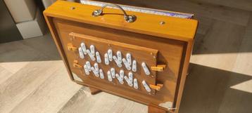 Shrutibox - Muziek Instrument beschikbaar voor biedingen