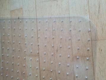 Bureaustoelmat voor tapijtvloer 150 x 120cm (hoge kwaliteit) beschikbaar voor biedingen