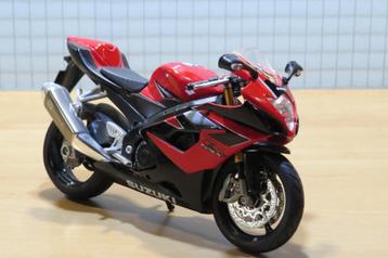 Suzuki GSX-R1000 1:12 31106 los beschikbaar voor biedingen