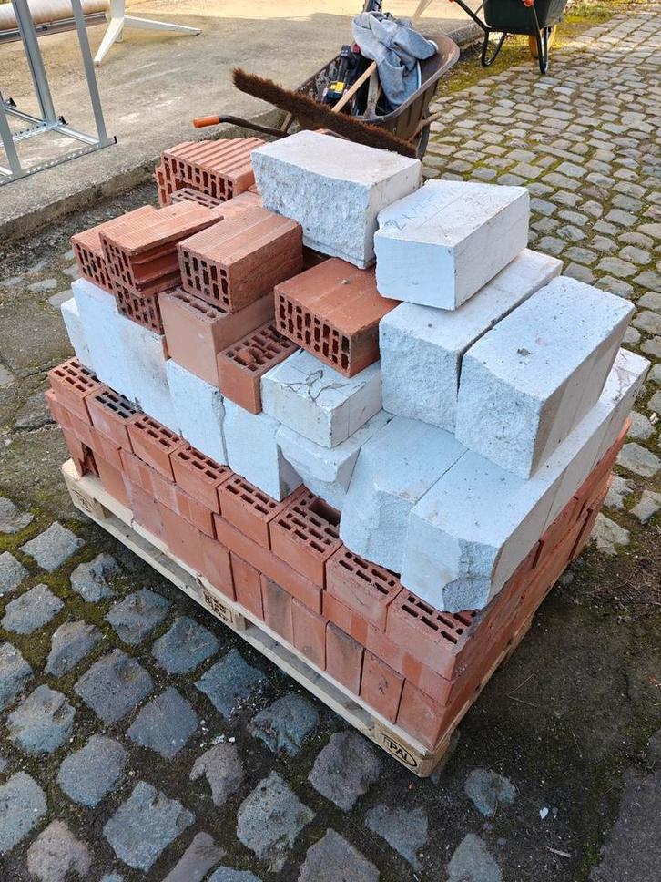 Pallet met snelbouw en ytong, Doe-het-zelf en Bouw, Metselstenen, Ophalen