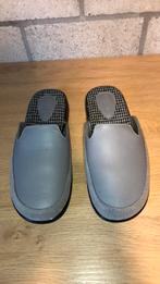 Chaussons en cuir taille 42, Vêtements | Hommes, Chaussures, Autres couleurs, Enlèvement ou Envoi, Pantoufles, Neuf