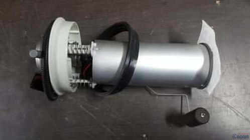 Jeep Cherokee brandstofpomp model 1997-2001 Nieuw !!, Auto-onderdelen, Brandstofsystemen, Jeep, Nieuw, Ophalen of Verzenden