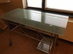 Bureau of computer tafel in glas, Huis en Inrichting, Ophalen, Zo goed als nieuw