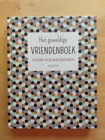 Vriendenboek voor volwassenen - nieuw beschikbaar voor biedingen