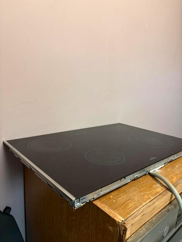 plaque vitrocéramique Whirlpool avec quatr zones de cuisson,, Electroménager, Tables de cuisson, Utilisé, 4 zones de cuisson, Enlèvement