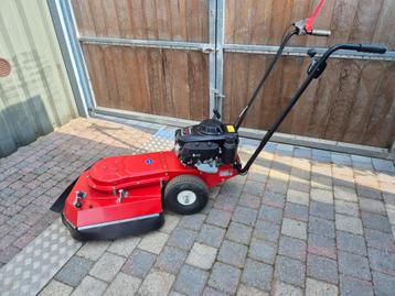 Te koop/huur Tielburger onkruidborstelmachine (Regio Bree) beschikbaar voor biedingen