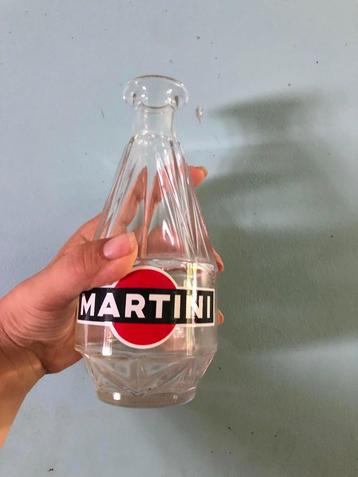 Ancien pichet martini  disponible aux enchères