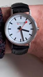 Mondaine SBB Swiss railways 100 euro, Handtassen en Accessoires, Horloges | Dames, Ophalen of Verzenden