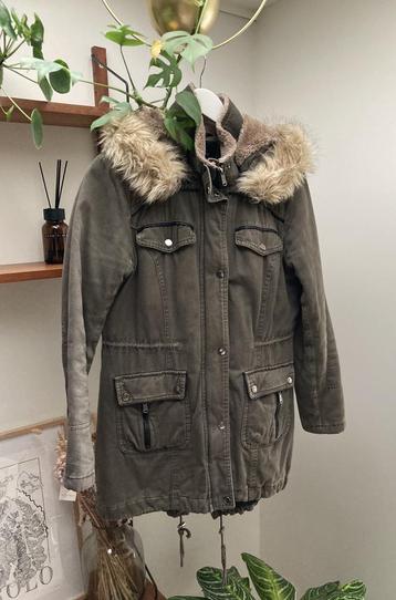 Groene Winter jas / mantel van Forever 21 (Maat S) beschikbaar voor biedingen
