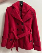 Rode dames jas met afneembare kap, Kleding | Dames, Jasjes, Kostuums en Pakken, Zo goed als nieuw, Ophalen