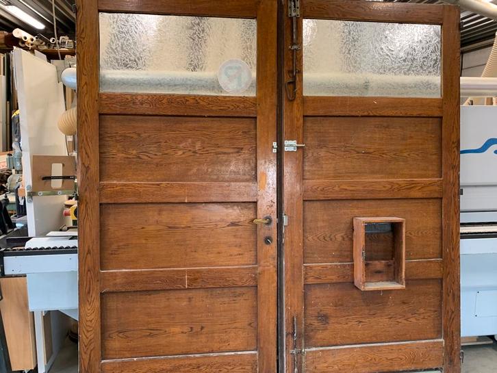 Dubbel deur / poort, Doe-het-zelf en Bouw, Deuren en Vliegenramen, Gebruikt, Garagedeur, 215 cm of meer, 100 tot 120 cm, Hout