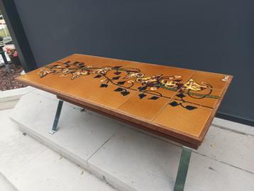 Adri vintage tegeltafeltje keramiek  beschikbaar voor biedingen