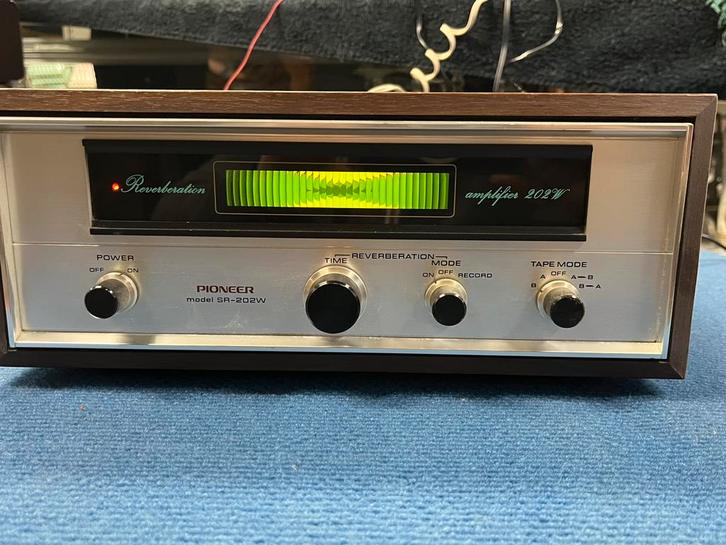 Pioneer SR-202W – Ampli. à réverbération – Coffret bois, TV, Hi-fi & Vidéo, Chaîne Hi-fi, Utilisé, Pioneer, Enlèvement