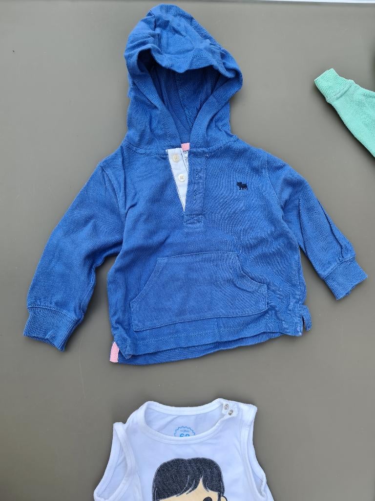 blauwe polo, hoody, pull, trui 12m 80cm, Enfants & Bébés, Vêtements de bébé | Taille 80, Enlèvement, Comme neuf
