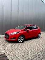 Ford Fiesta Hatchback Trend, 1,0 essence/59 000 km !, Autos, Ford, Carnet d'entretien, Berline, Achat, Rouge