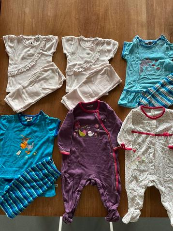 Pakket meisje pyjama maat 74 beschikbaar voor biedingen