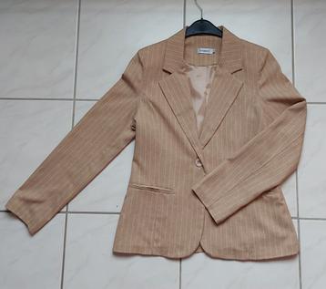 Blazer beige à fines rayures. Marque : Studio It Taille XL, Neuf, Taille 38/40 (M), Beige, Studio it