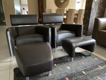 2 Leolux Oblomov fauteuil met hocker bruin leder in Ham 3945, 75 à 100 cm, Comme neuf, Enlèvement, Desogn