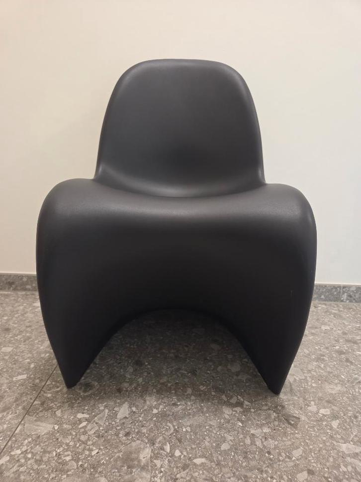 Design stoel Panton, Huis en Inrichting, Stoelen, Zo goed als nieuw, Eén, Kunststof, Zwart, Ophalen
