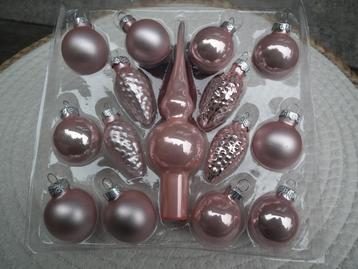 Boîte avec 10 boules, 4 pommes de pin & flèche pour sapin, Envoi, Comme neuf