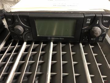 Mercedes CLK C208  1999  Radio Navigatie systeem beschikbaar voor biedingen