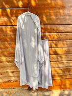Jilbab with skirt, Vêtements | Femmes, Vêtements Femmes Autre, Enlèvement ou Envoi