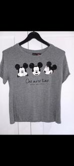 Shirtje Bershka small, Kleding | Dames, T-shirts, Ophalen of Verzenden