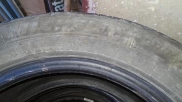 Pneus 205/60 R 16 beschikbaar voor biedingen