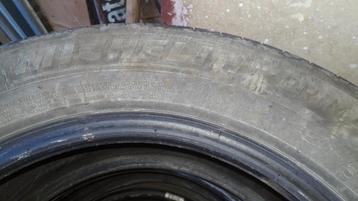 Pneus 205/60 R 16