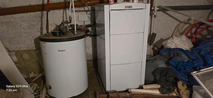 Central heating and water boiler, VAILLANT, met goed staat., Doe-het-zelf en Bouw, Chauffageketels en Boilers, Zo goed als nieuw