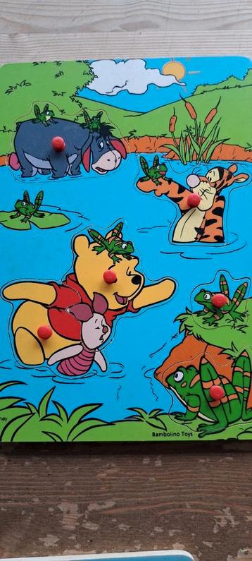 Houten puzzel van Winnie The Pooh beschikbaar voor biedingen