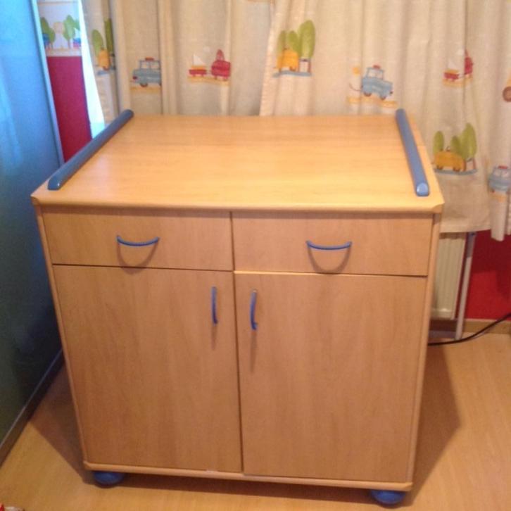 Kast voor kinderkamer, Kinderen en Baby's, Kinderkamer | Commodes en Kasten, Zo goed als nieuw, Commode, 90 tot 105 cm, 75 tot 100 cm