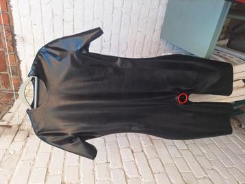Latex herenbody met opening beschikbaar voor biedingen