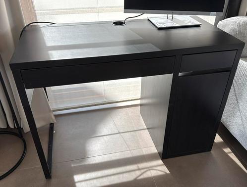 Bureau Ikea Micke, Huis en Inrichting, Bureaus, Zo goed als nieuw, Bureau, Ophalen