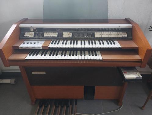Riha Largo 8100 orgel, Muziek en Instrumenten, Orgels, Gebruikt, Overige typen, 2 klavieren, Ophalen