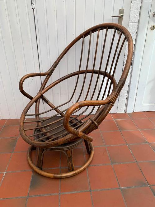 Vintage fauteuil van rotan, Huis en Inrichting, Fauteuils, Ophalen