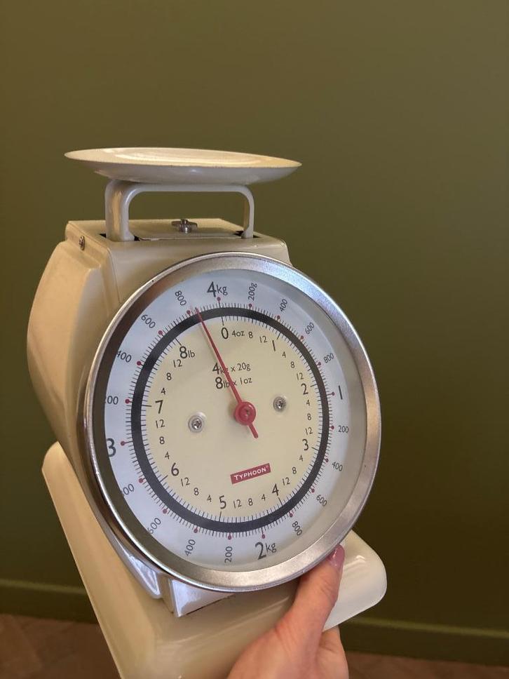 Typhoon weegschaal, Elektronische apparatuur, Weegschalen, Zo goed als nieuw, Analoog, Keukenweegschaal, 500 gram of grover, Minder dan 10 kg