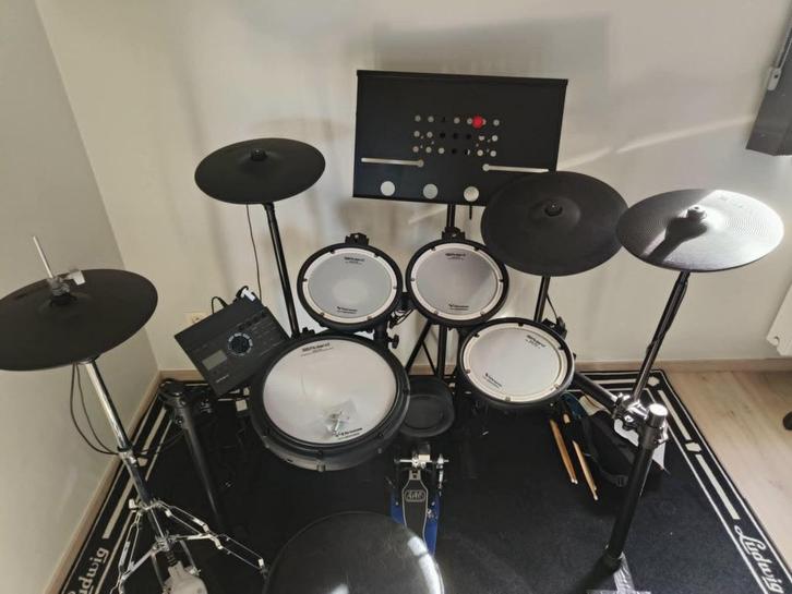 Roland TD 17 met bijbehorend accessoires., Muziek en Instrumenten, Drumstellen en Slagwerk, Zo goed als nieuw, Roland, Elektronisch