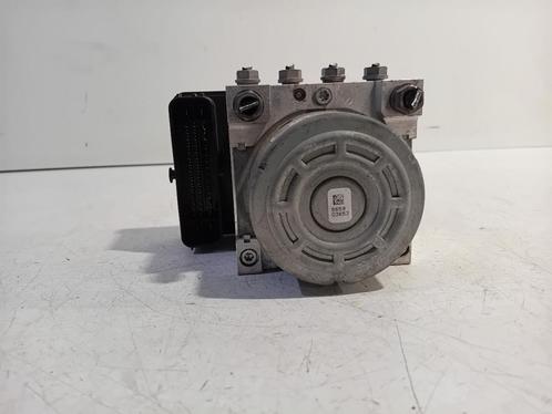 ABS POMP Volkswagen Golf VII (AUA) (3Q0614517R), Auto-onderdelen, Overige Auto-onderdelen, Volkswagen, Gebruikt