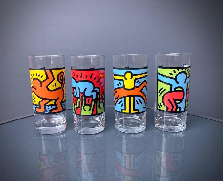 Keith Haring - 4 glazen 1990, Verzamelen, Glas en Drinkglazen, Zo goed als nieuw, Frisdrankglas, Ophalen of Verzenden