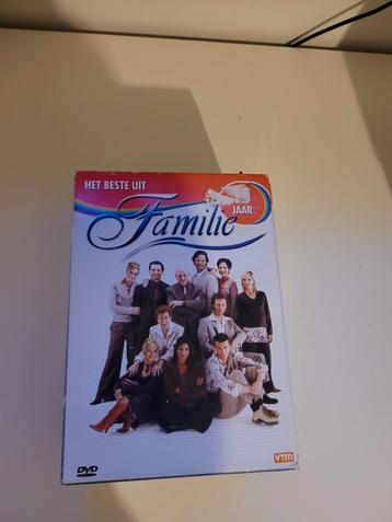 Dvd box familie beschikbaar voor biedingen