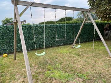 Schommel beschikbaar voor biedingen