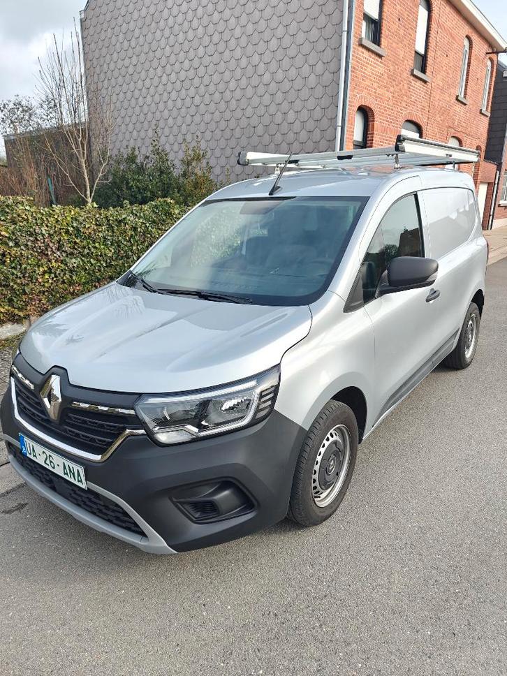 Renault kangoo van met dakrek 2022, Auto's, Renault, Particulier, Kangoo, ABS, Airconditioning, Alarm, Bluetooth, Centrale vergrendeling