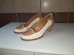 Zinda pumps maat 36, Kleding | Dames, Schoenen, Pumps, Wit, Ophalen of Verzenden, Zo goed als nieuw