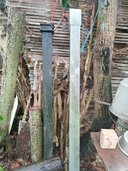 Gietijzeren vierkante stampijp en bijbehorende zinken afvoer, Doe-het-zelf en Bouw, Buizen en Afvoer, Zo goed als nieuw, Afvoer